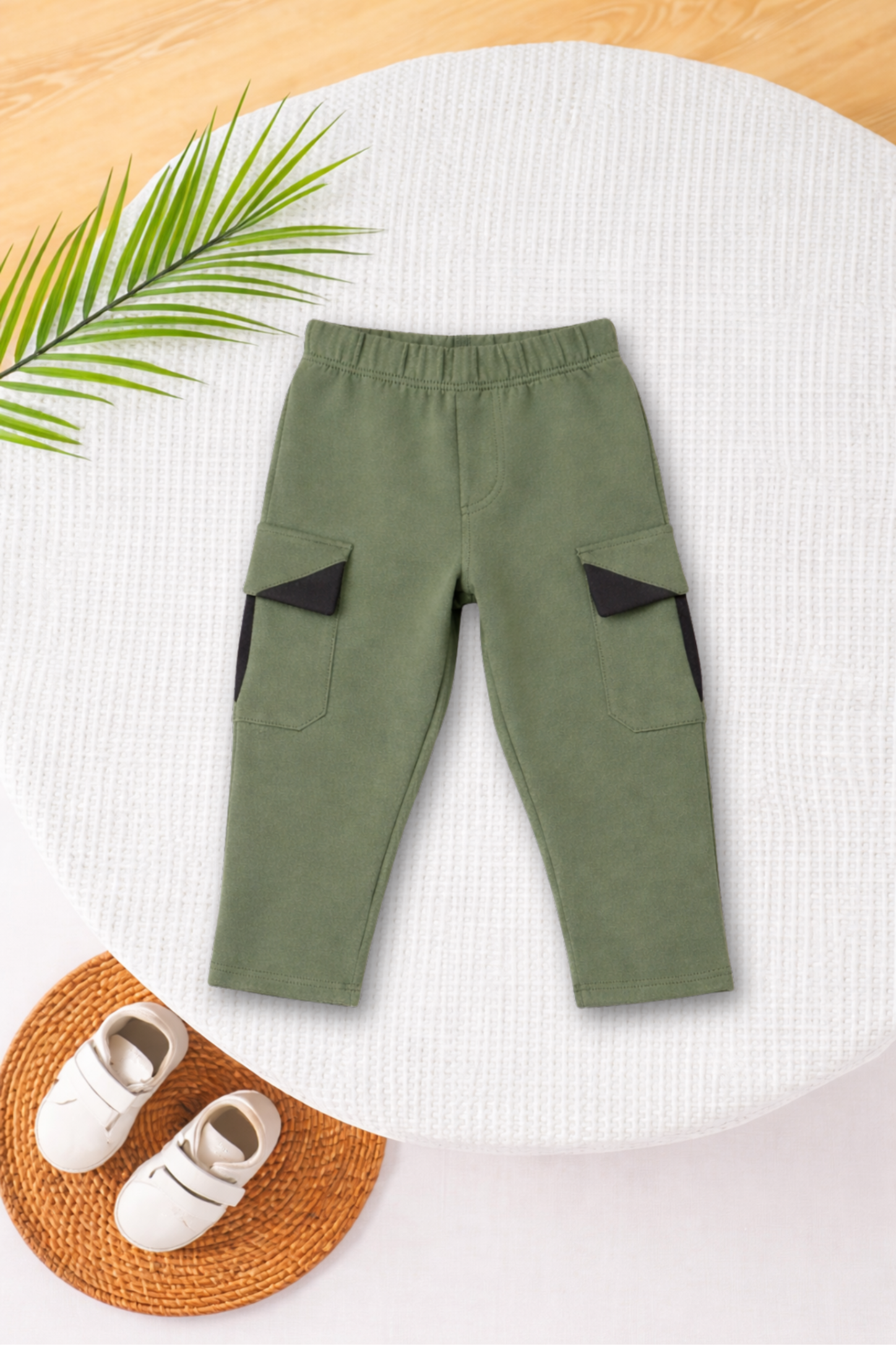 Dual Tone Cargo Pants (Army Green & Black)